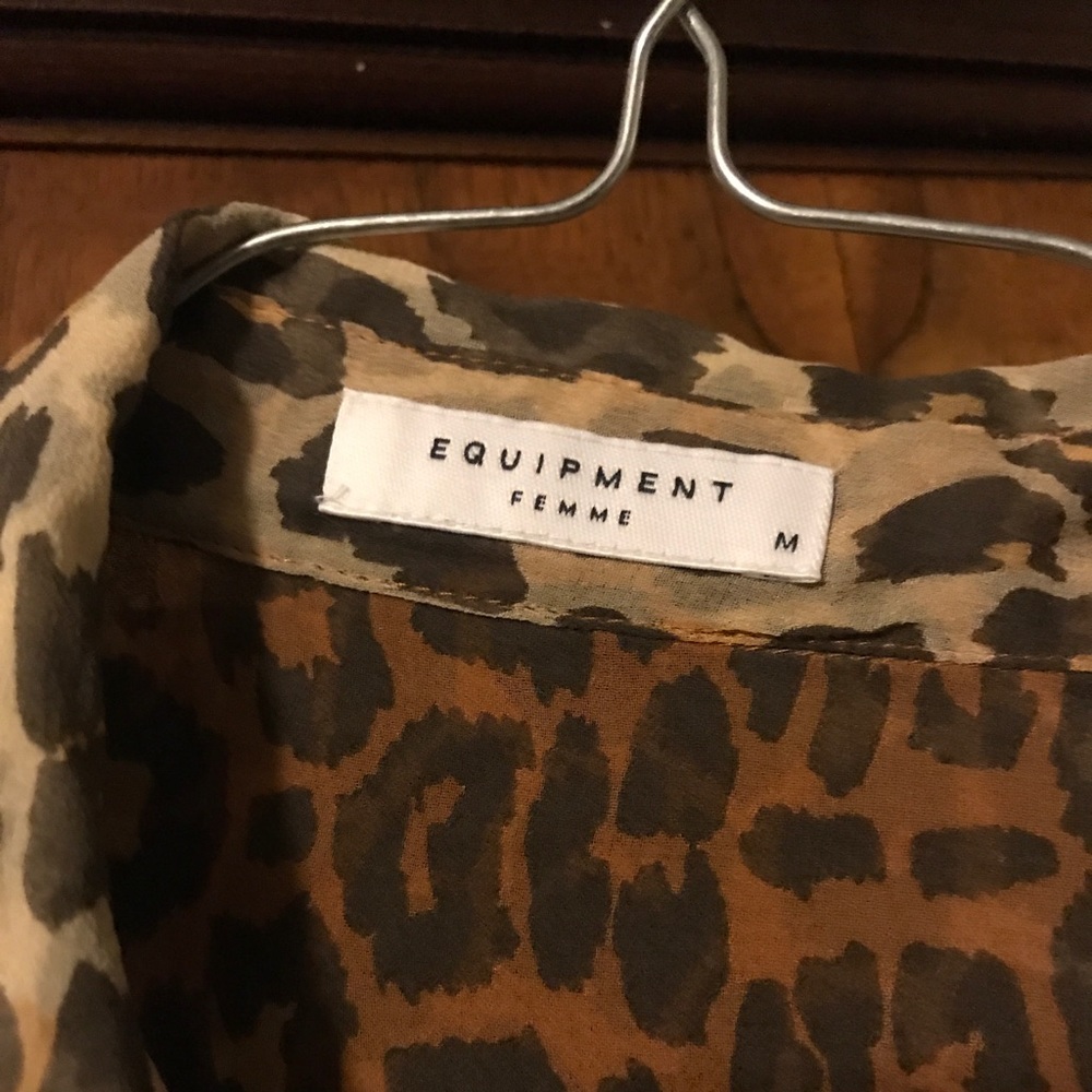 Equipment sheer silk leopard blouse long sleeve - Picture 2 of 4